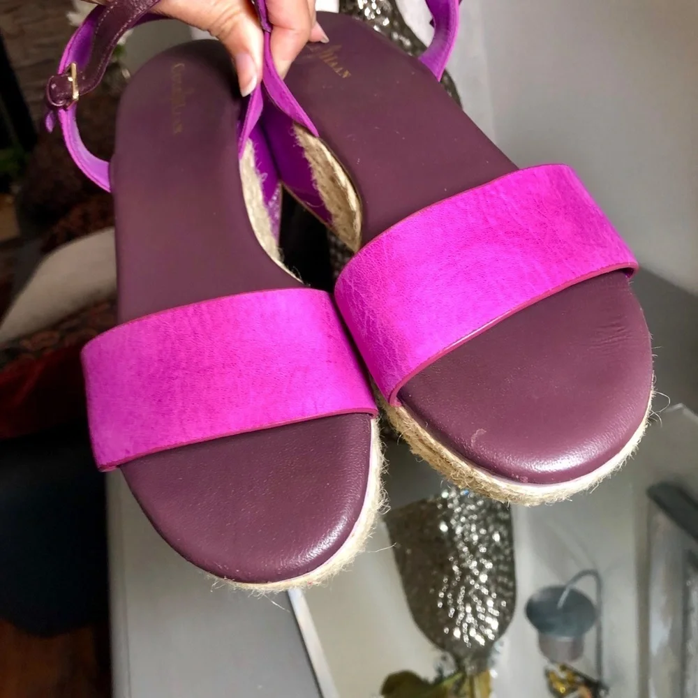 Colé haan purple wedge sandals size 7.B